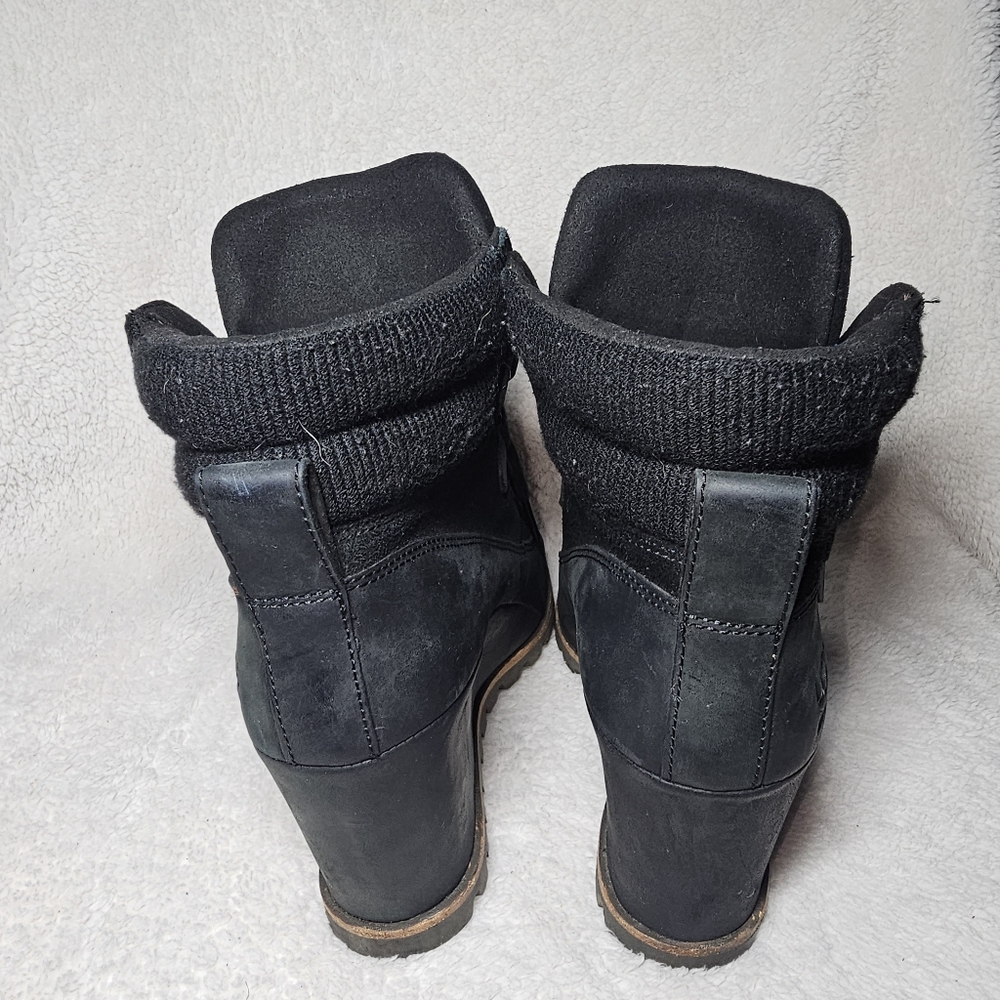 UGG Kriston Leather Suede Waterproof Bootie BLACK WEDGE Sz 8 Fur Wool Insole - Picture 7 of 9